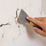 Reboucher un trou dans un mur en placo