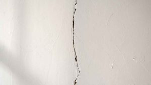 Réparer un trou dans un mur en placo