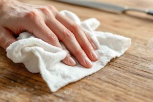 Comment reconnaître une peinture glycéro en 1 minute ? Le test du chiffon, la méthode infaillible des pros